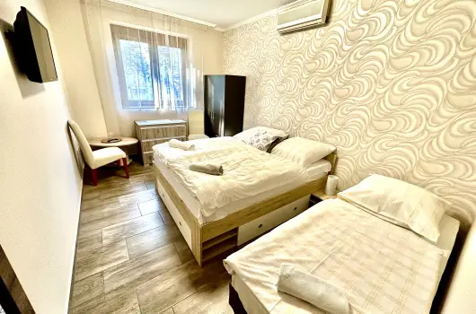 Fenyves Vendghz - Augusztus 20. (min. 5 j)