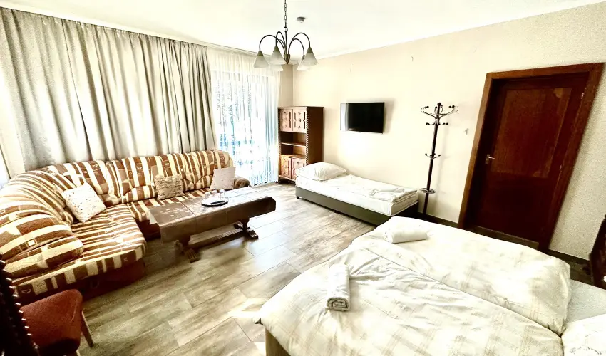 Fenyves Vendghz Sifok - Augusztus 20. (min. 5 j)