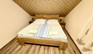 Fenyves Vend�gh�z Si�fok