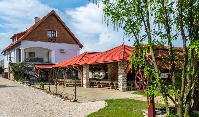 Ferrata Vendghz Csesznek - Augusztus 20. (min. 3 j)