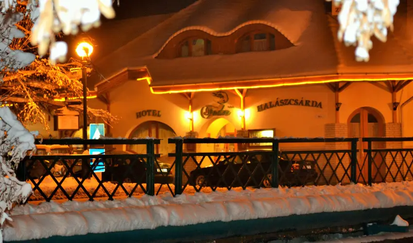 Fodor Hotel Gyula - Augusztus 20. (min. 2 �j)