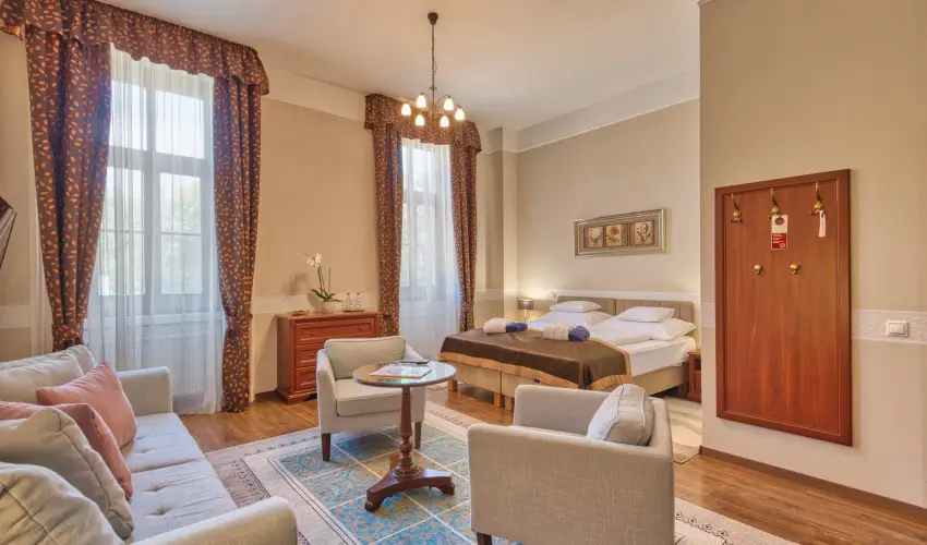 Fnix Wellness Resort Ngrdgrdony - Augusztus 20. (min. 3 j)