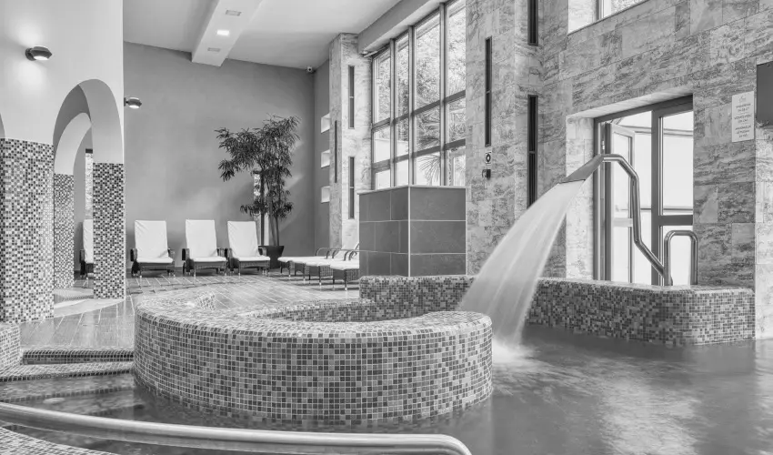 F�nix Wellness Resort N�gr�dg�rdony - Augusztus 20. (min. 2 �j)