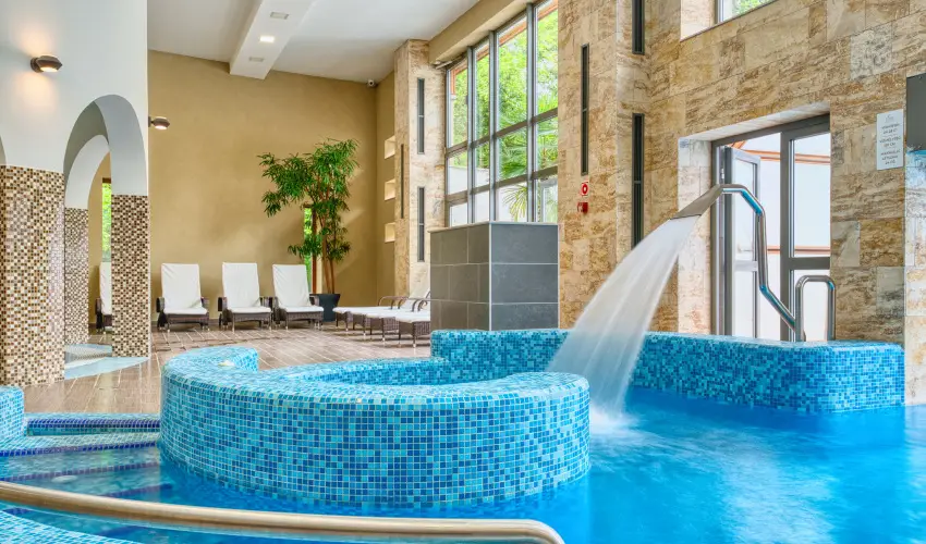 Fnix Wellness Resort Ngrdgrdony - Augusztus 20. (min. 3 j)