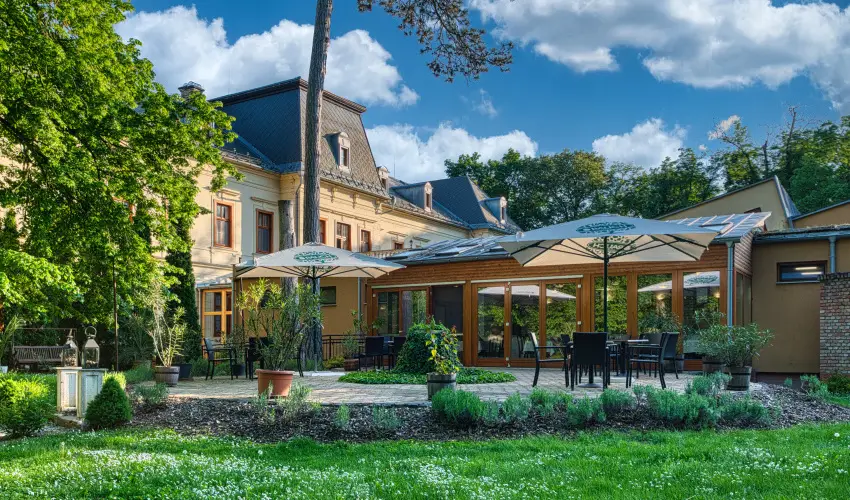 Fnix Wellness Resort Ngrdgrdony - Augusztus 20. (min. 3 j)