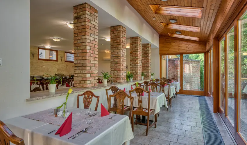 Fnix Wellness Resort Ngrdgrdony - Augusztus 20. (min. 3 j)