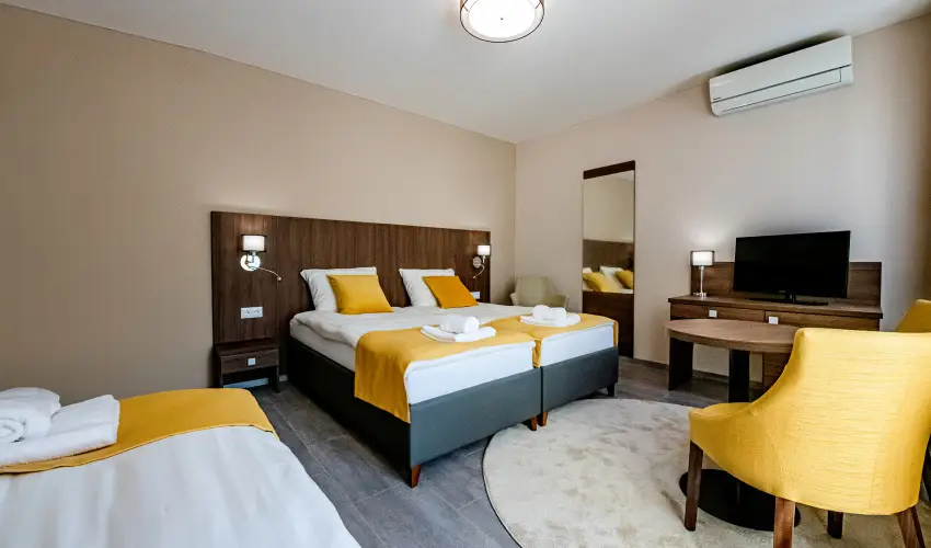 F�rd� Hotel Zalakaros - Augusztus 20. (min. 2 �j)