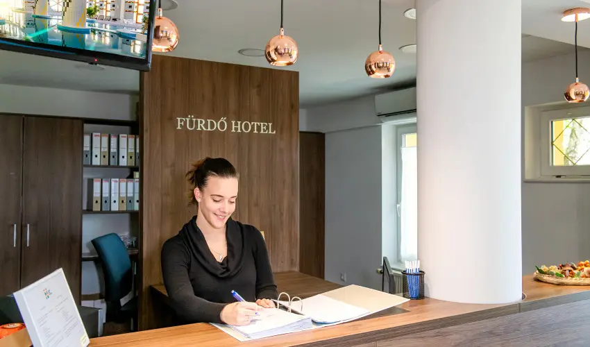 F�rd� Hotel Zalakaros - Augusztus 20. (min. 2 �j)