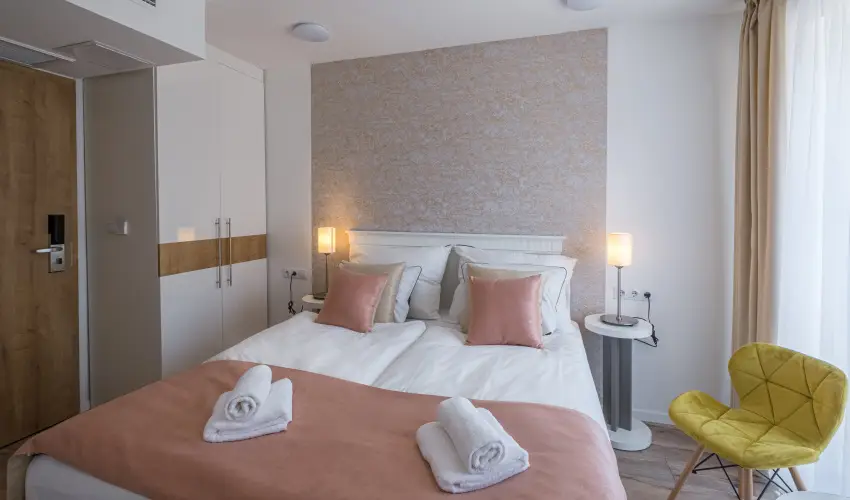 Fred Centrum Panzi Balatonfred - Augusztus 20. (min. 3 j)