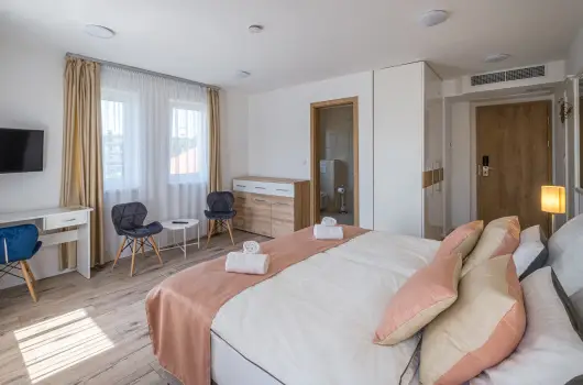 Fred Centrum Panzi - Augusztus 20.