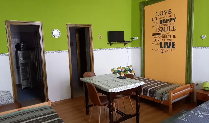 G�bor Vend�gh�z Eger - Augusztus 20.