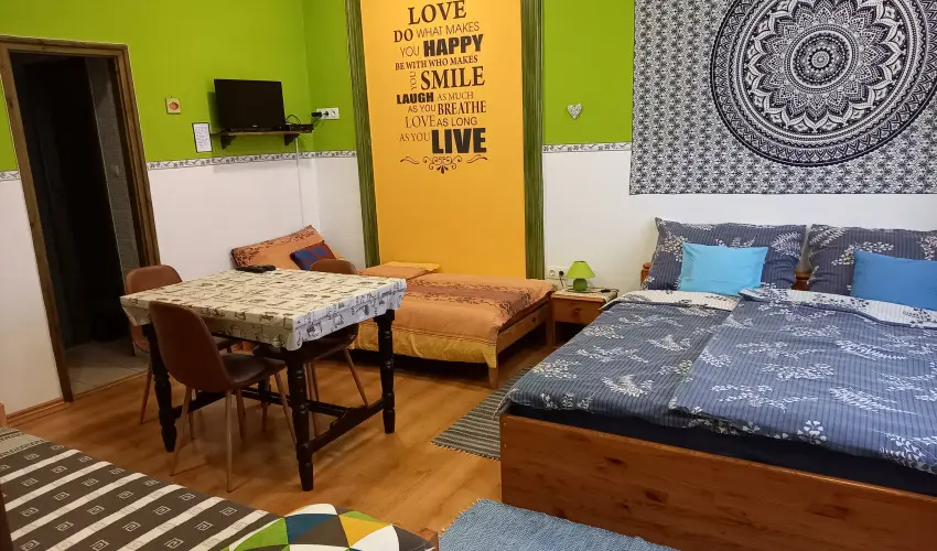 G�bor Vend�gh�z Eger - Augusztus 20.