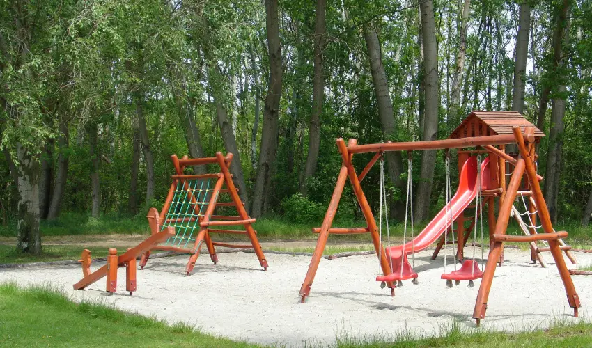 Gerby Kria Hotel s Lovasudvar Lajosmizse - Augusztus 20.