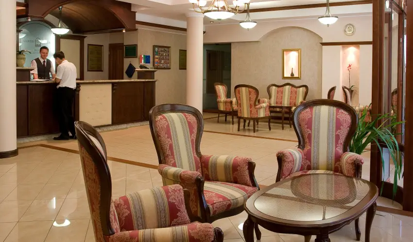 Gerby Kria Hotel s Lovasudvar Lajosmizse - Augusztus 20.