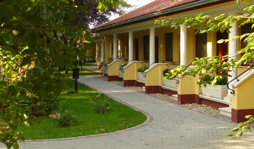 Gerby Kria Hotel s Lovasudvar Lajosmizse - Augusztus 20.