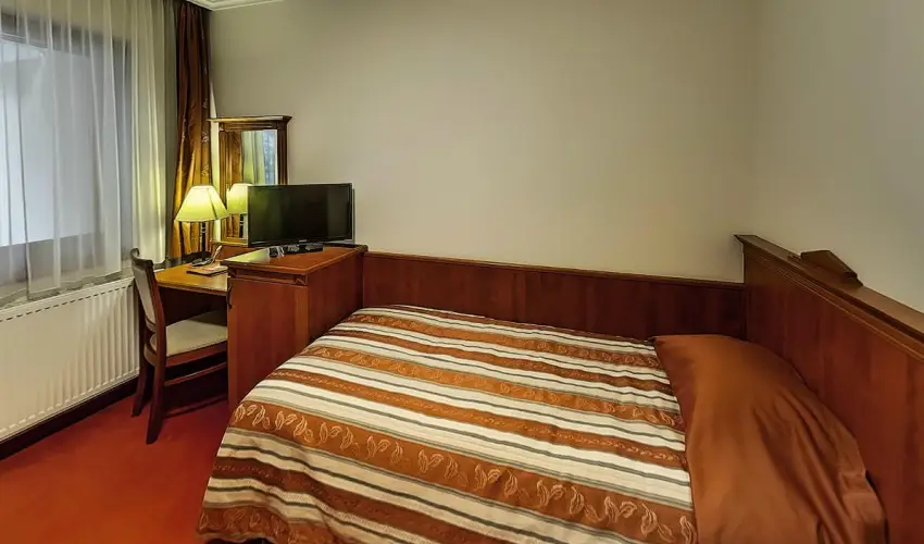 Gerby Kria Hotel s Lovasudvar Lajosmizse - Augusztus 20.