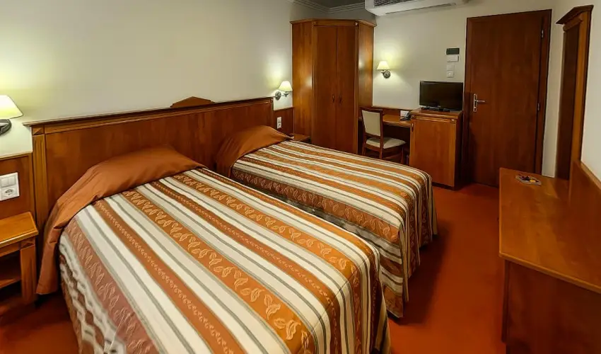 Gerby Kria Hotel s Lovasudvar Lajosmizse - Augusztus 20.