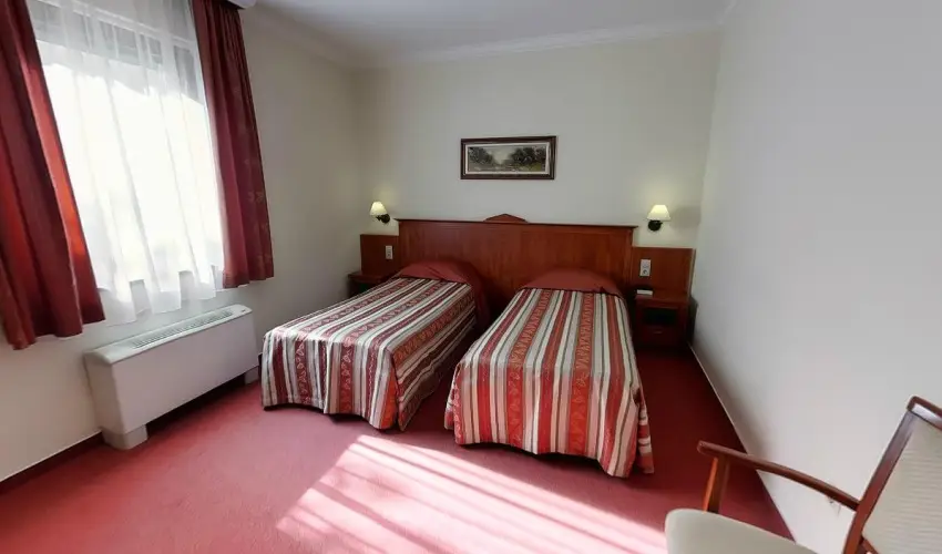 Gerby Kria Hotel s Lovasudvar Lajosmizse - Augusztus 20.