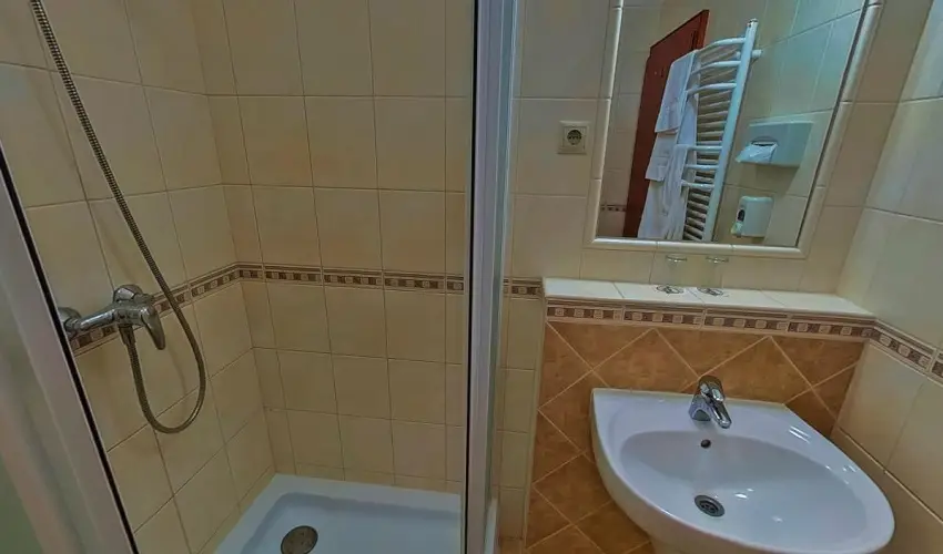 Gerby Kria Hotel s Lovasudvar Lajosmizse - Augusztus 20.