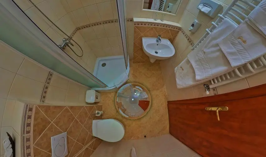 Gerby Kria Hotel s Lovasudvar Lajosmizse - Augusztus 20.