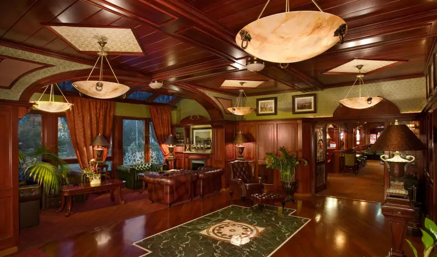 Golden Ball Club Hotel Gy�r - Augusztus 20.