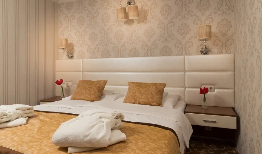 Golden Ball Club Hotel Gy�r - Augusztus 20.