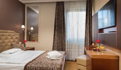 Golden Ball Club Hotel Gy�r