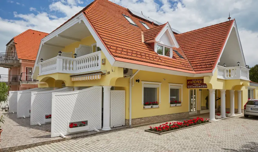 Gold Haus Panzi� Balatonf�red - Augusztus 20. (min. 3 �j)