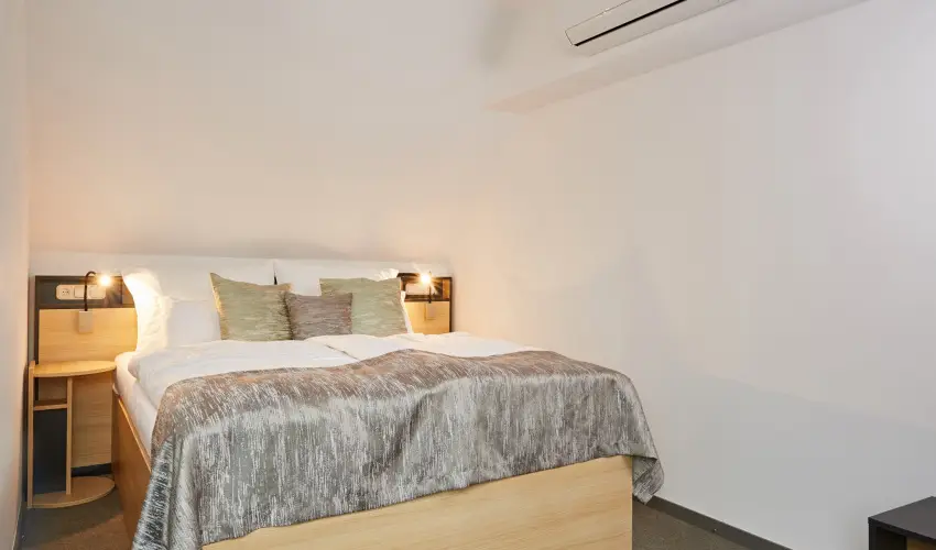 Gold Haus Panzi� Balatonf�red - Augusztus 20. (min. 3 �j)