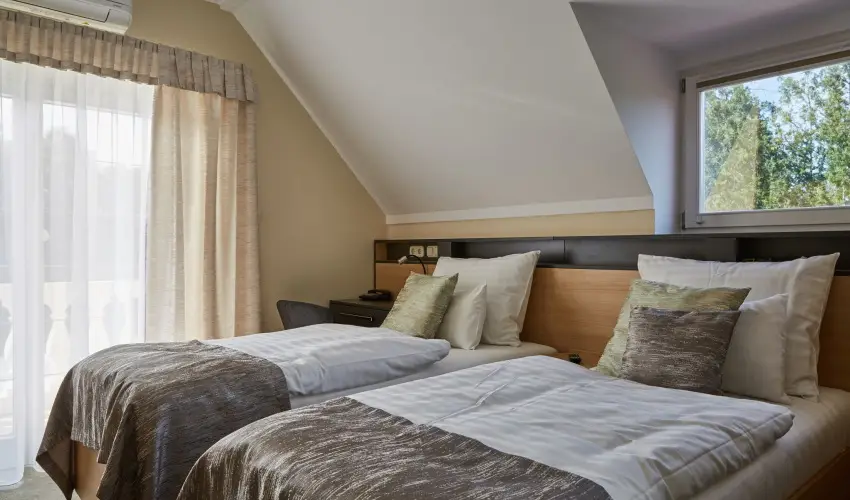 Gold Haus Panzi� Balatonf�red - Augusztus 20. (min. 3 �j)