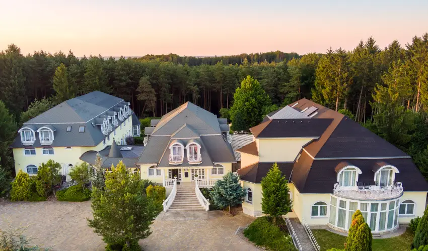 Gosztola Gy�ngye-az erd� sz�llod�ja Gosztola - Augusztus 20.