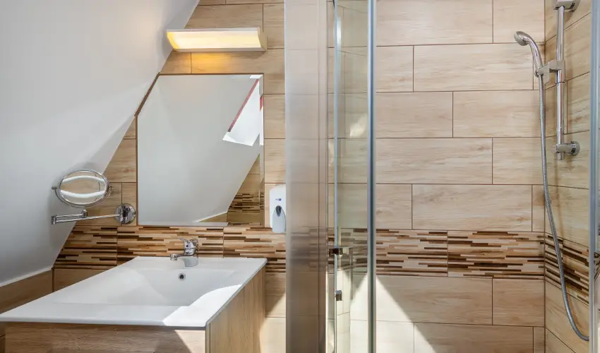 Gosztola Gy�ngye-az erd� sz�llod�ja Gosztola - Augusztus 20.