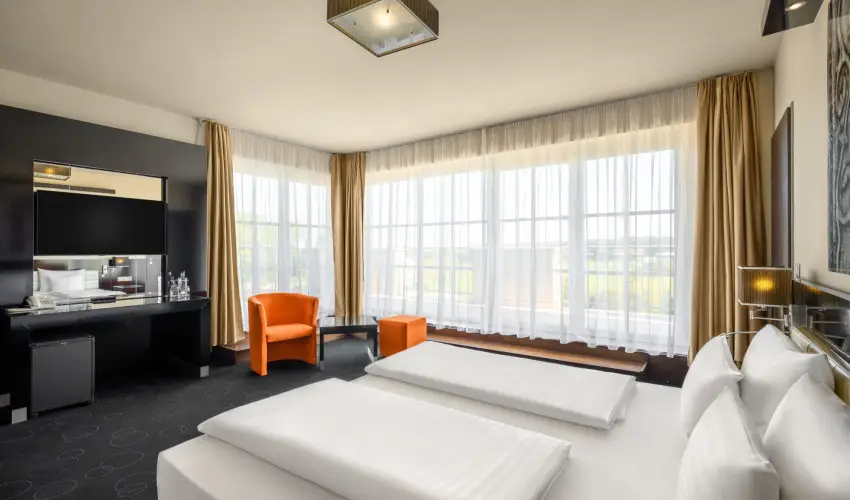 Gotthard Therme Hotel Szentgotth�rd - Augusztus 20. - teljes el�refizet�ssel