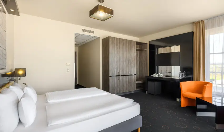 Gotthard Therme Hotel Szentgotth�rd - Augusztus 20. - teljes el�refizet�ssel