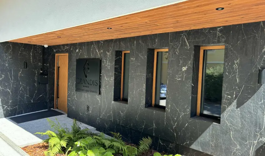 Grandis Premium Apartments G�d�ll� - Augusztus 20.