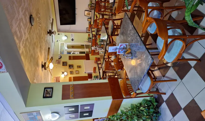 Grill Terasz �tterem �s Sz�ll�shely Mez�k�vesd - Augusztus 20.