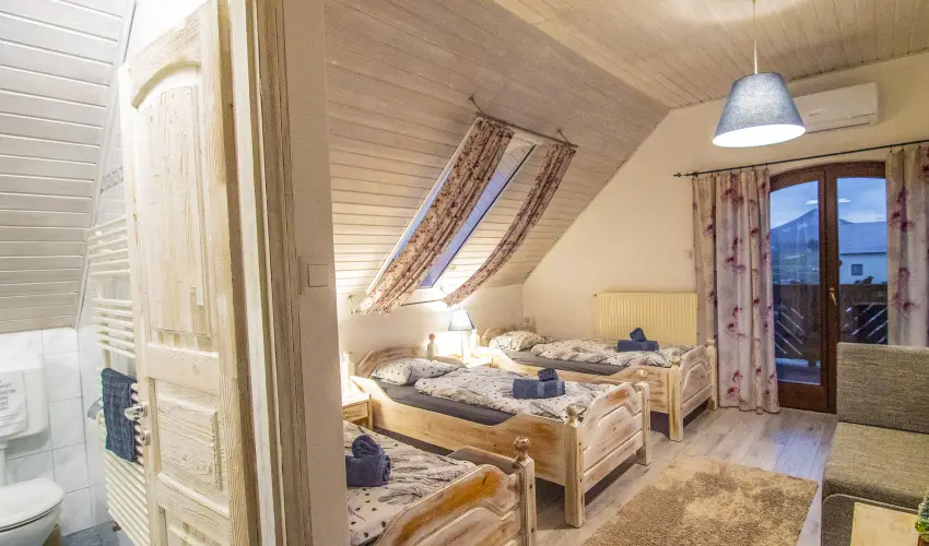 Gyulavez�r Lovasbirodalma Panzi�  Gyulakeszi - Augusztus 20. (min. 2 �j)