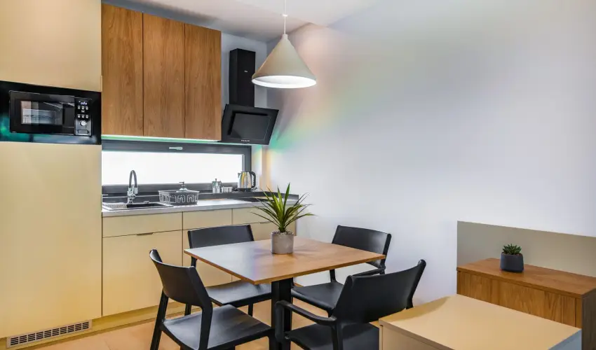 H55 Balatonlelle Apartmanhzak Balatonlelle - Augusztus 20. (min. 2 j)