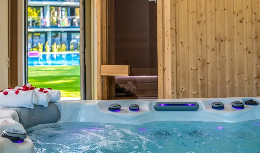 H55 Balatonlelle Apartmanhzak Balatonlelle - Augusztus 20. (min. 2 j)