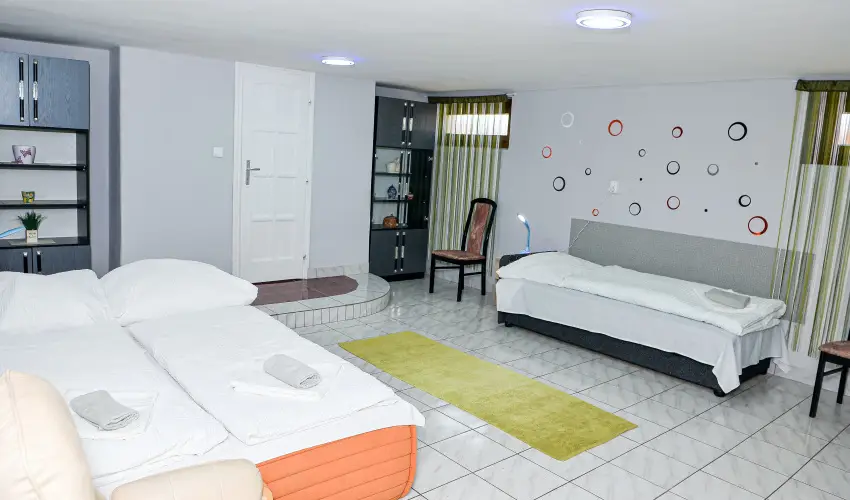 Hajnal Apartman Hajdszoboszl - Augusztus 20.