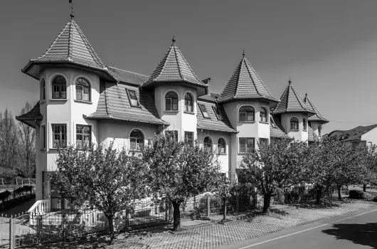 Hajd� Kast�ly Hotel - Augusztus 20. (min. 2 �j)