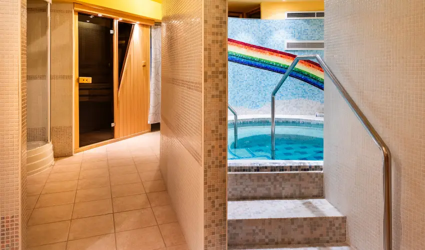 Hajd� Kast�ly Hotel Hajd�szoboszl� - Augusztus 20. (min. 2 �j)