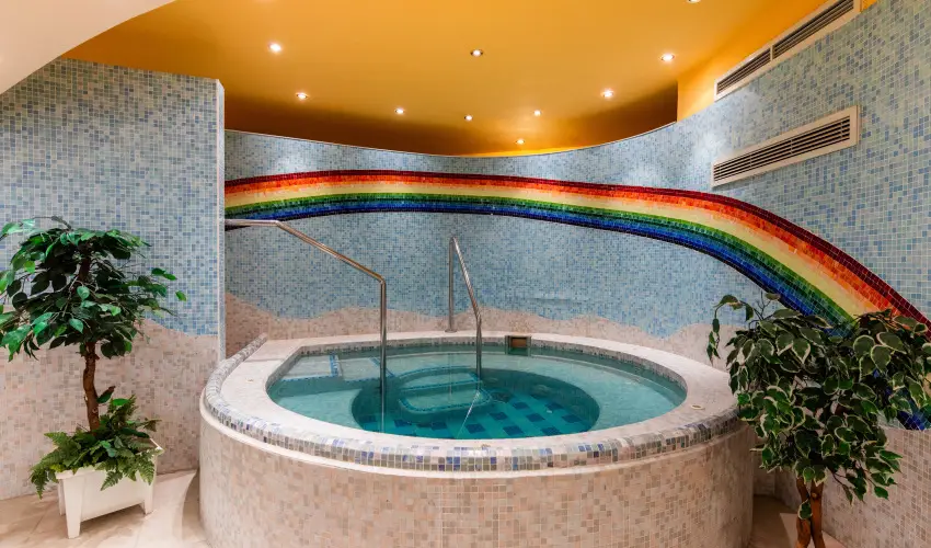 Hajd� Kast�ly Hotel Hajd�szoboszl� - Augusztus 20. (min. 2 �j)