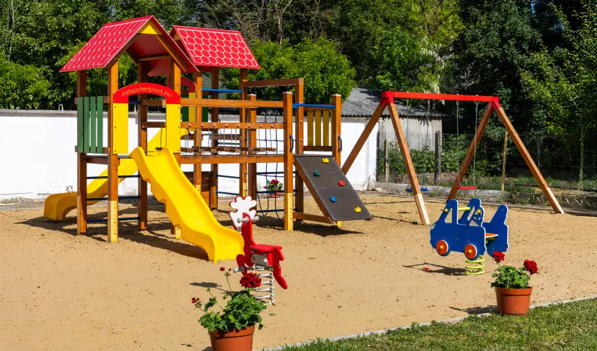 Hajd� Kast�ly Hotel Hajd�szoboszl� - Augusztus 20. (min. 2 �j)