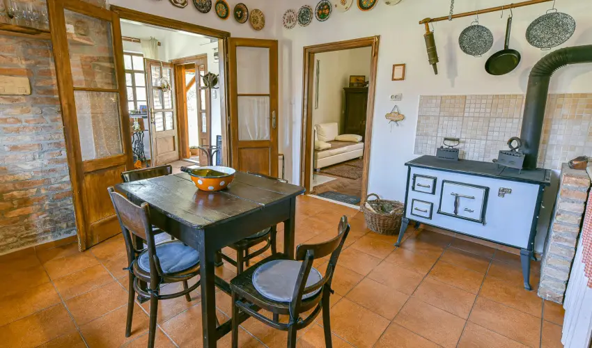 Halhza Vendghz Sirok - Augusztus 20. (min. 3 j)