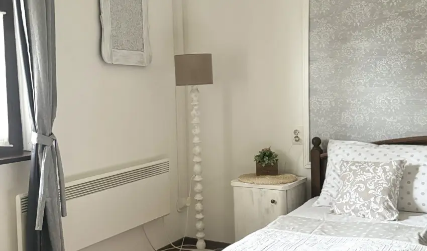 Halhza Vendghz Sirok - Augusztus 20. (min. 3 j)