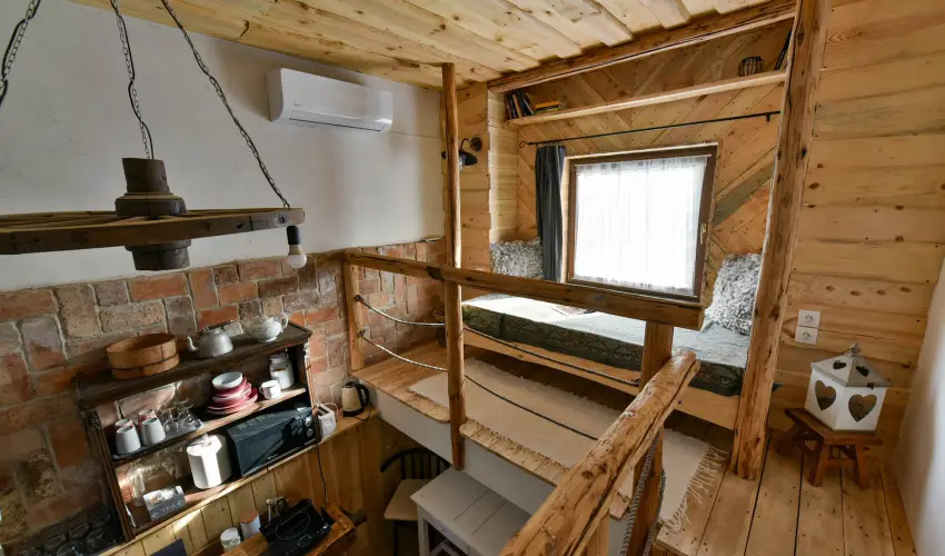 Halhza Vendghz Sirok - Augusztus 20. (min. 3 j)