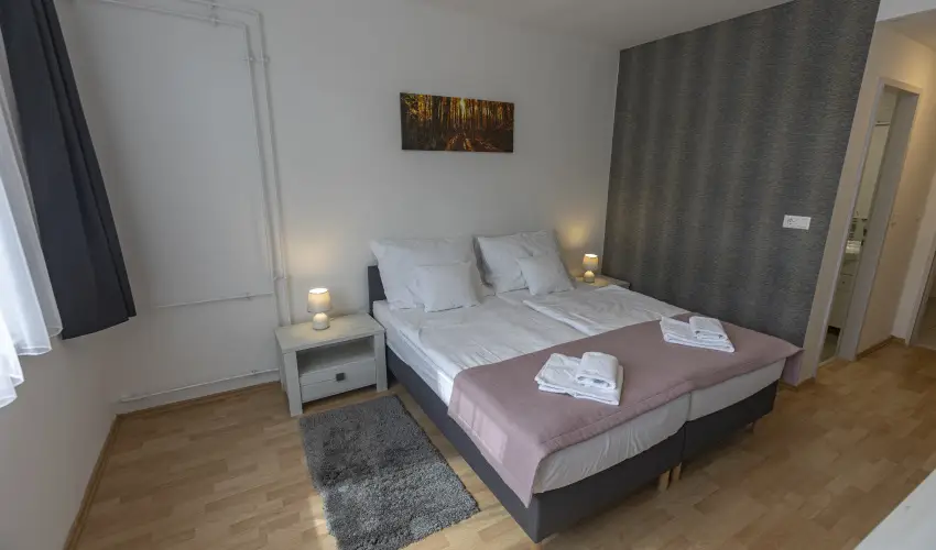 Harangtorony Sz�ll� K�szeg - Augusztus 20. (min. 2 �j)
