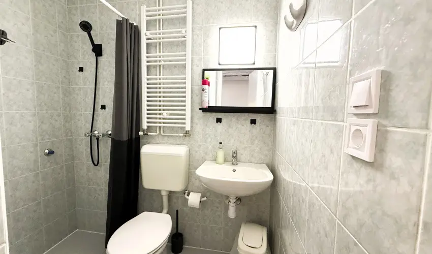 Harmony Vend�gh�z Egerszal�k - Augusztus 20.