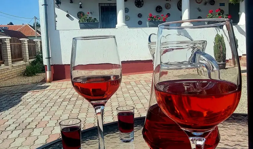 Harmony Vend�gh�z Egerszal�k - Augusztus 20.